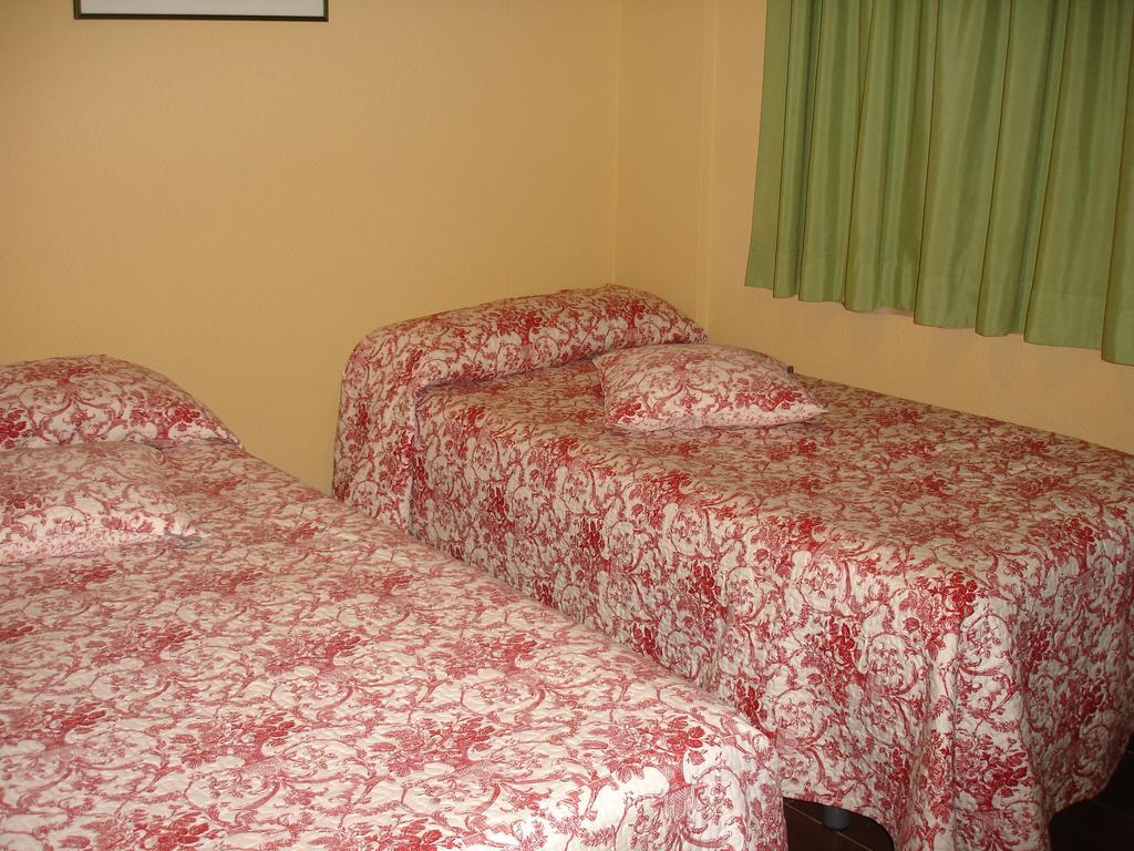 Hostal Puerta Bonita Vista Alegre 마드리드 외부 사진