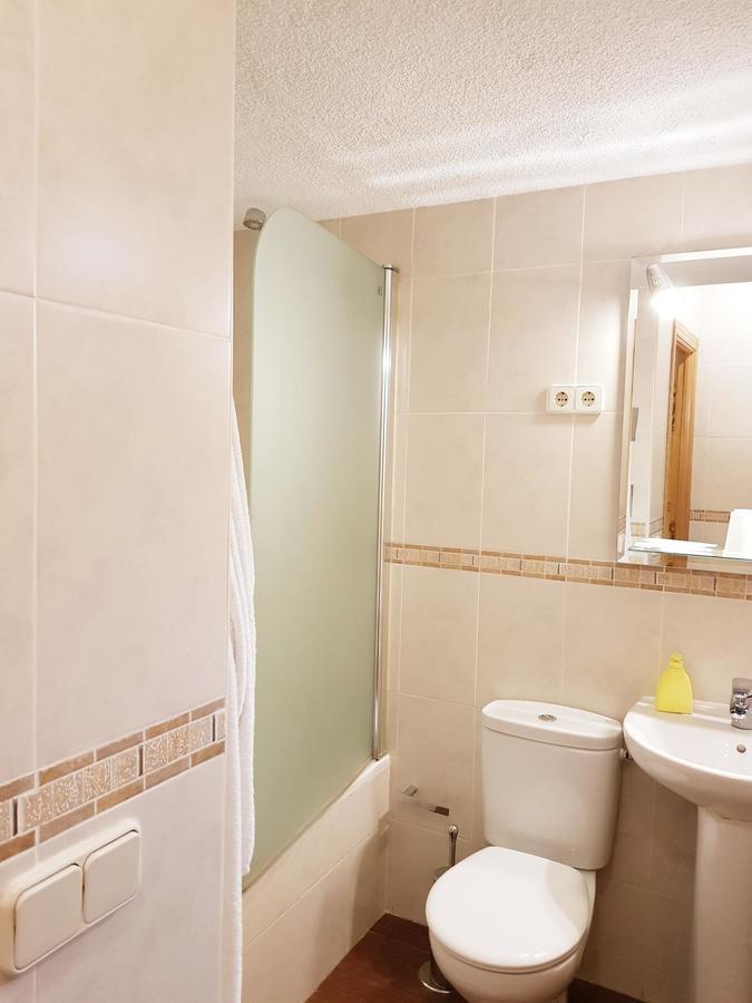 Hostal Puerta Bonita Vista Alegre 마드리드 외부 사진