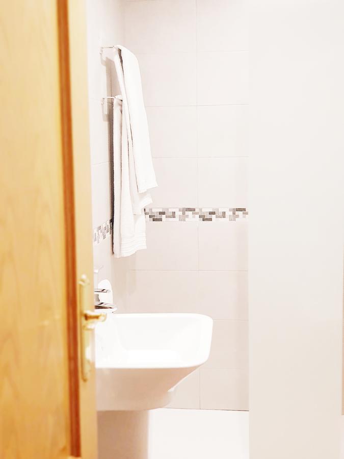 Hostal Puerta Bonita Vista Alegre 마드리드 외부 사진