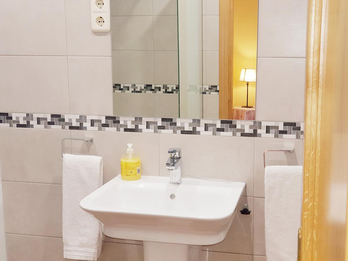 Hostal Puerta Bonita Vista Alegre 마드리드 외부 사진