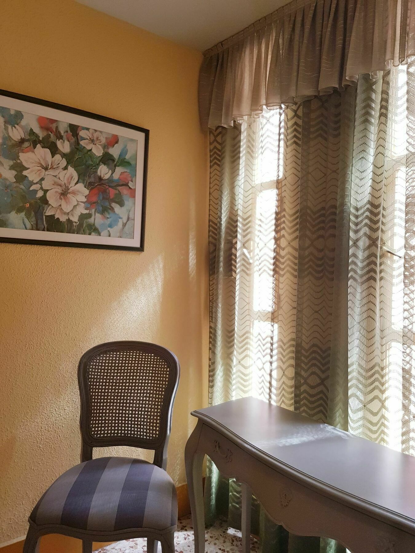 Hostal Puerta Bonita Vista Alegre 마드리드 외부 사진