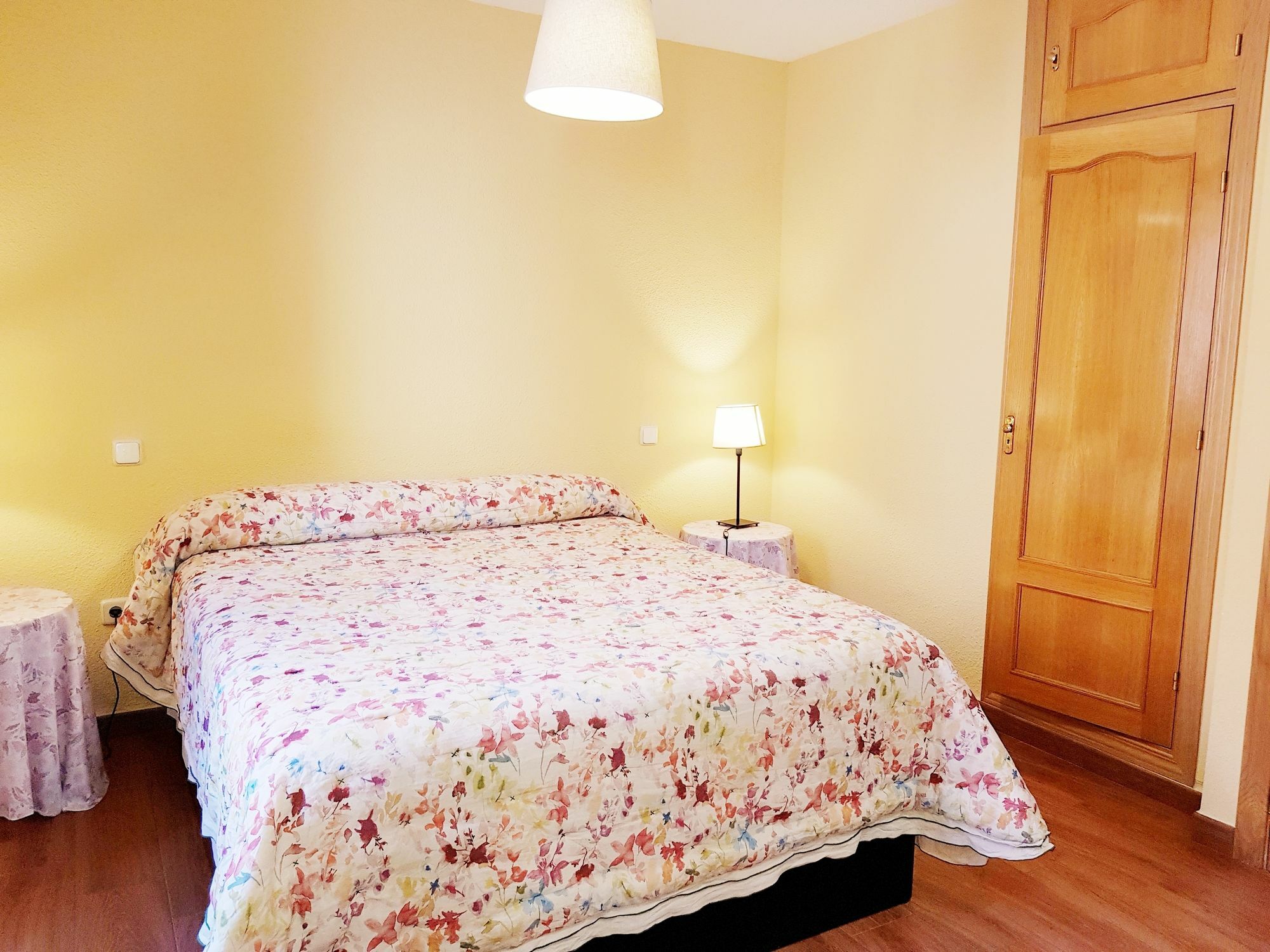 Hostal Puerta Bonita Vista Alegre 마드리드 외부 사진